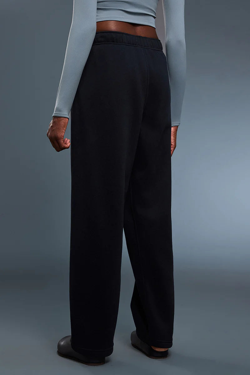Strait Leg Sweatpant